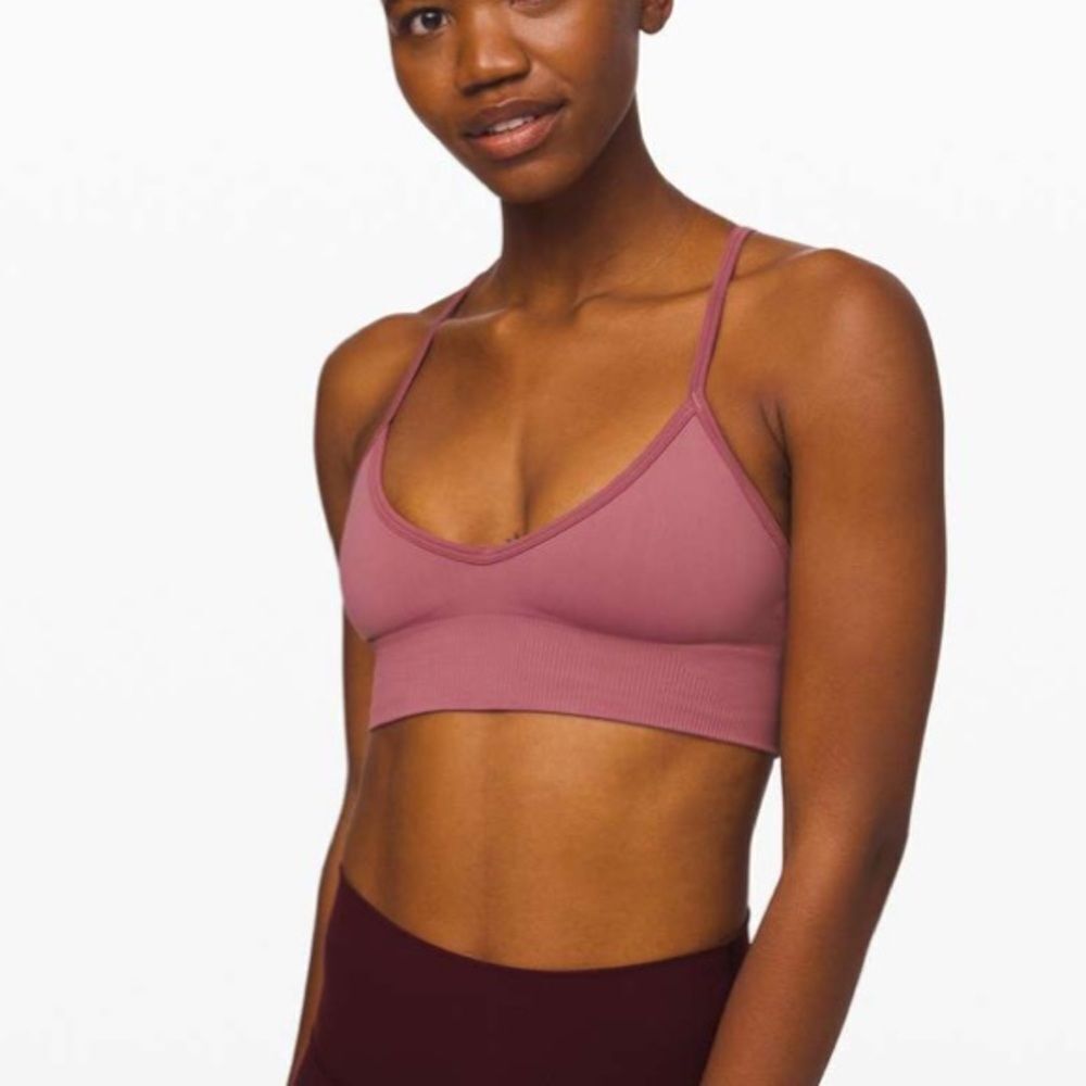 Lululemon Ebb To Street Bra II
Moss Rose